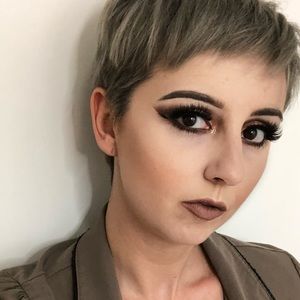 Meet your Posher, Britney